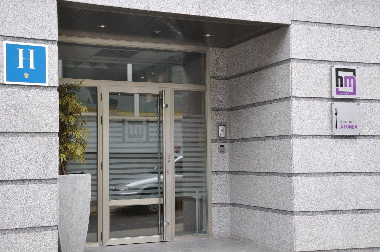 Hotel Hm Alfaro Exterior photo